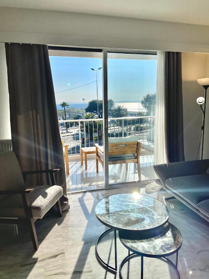 Appartement Bord De Mer Avec Piscine Saint-Laurent-du-Var Exterior photo